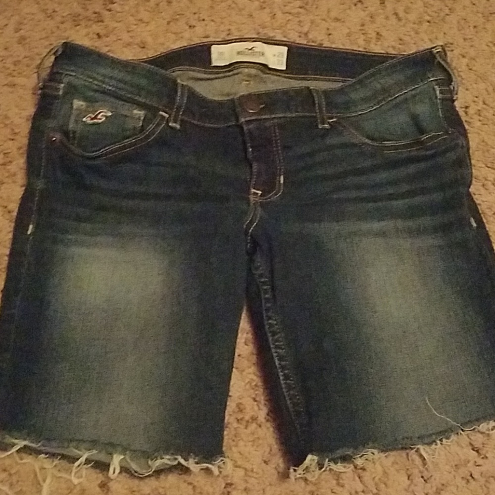 Hollister Burmuda Jean Shorts